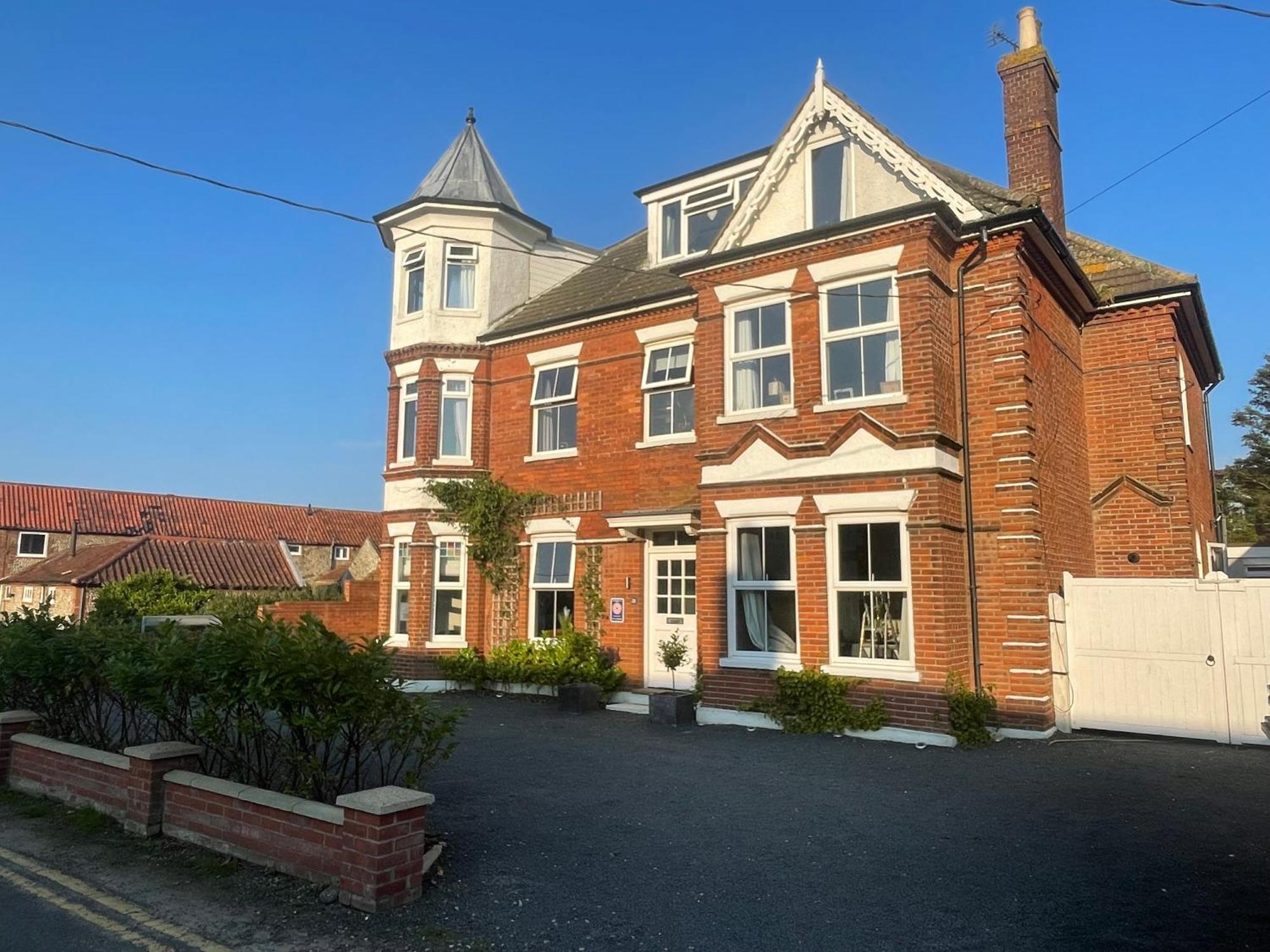Family Friendly Tower House, Mundesley, 100Yrds From Sandy Beach Exterior photo